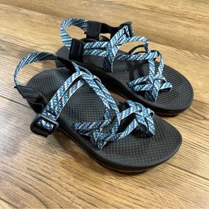 Chaco Z/Cloud X2 Size 7 Women's Strappy Sport Sandals Pivot Navy J107232 EUC